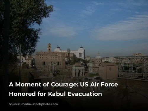  A Moment of Courage: US Air Force Crews Honored for Kabul Evacuation