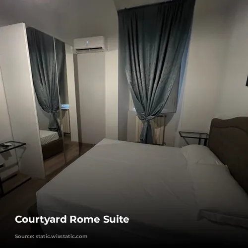 Courtyard Rome Suite