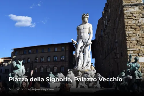 Piazza della Signoria, Palazzo Vecchio