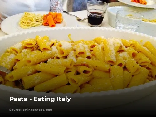 Pasta - Eating Italy